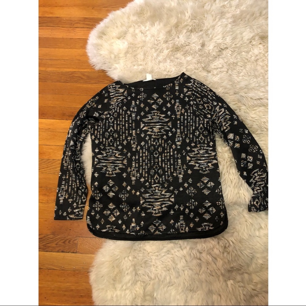 H&M long sleeve black pattern top M sweatshirt